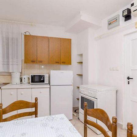 Apartments Kursan Traù Esterno foto